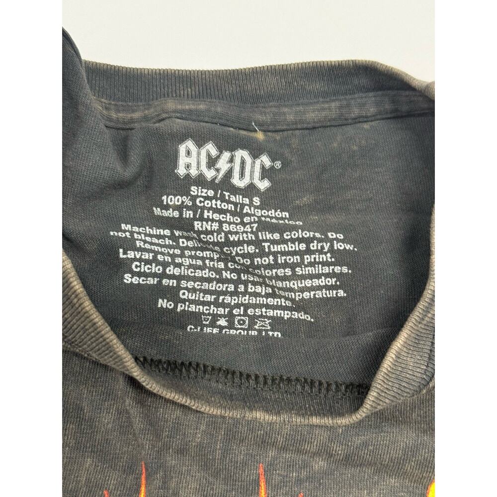 AC/DC Highway to Hell Graphic Tee T-Shirt ACDC Flames Acid Wash Shirt Small Crop - Picture 4 of 5